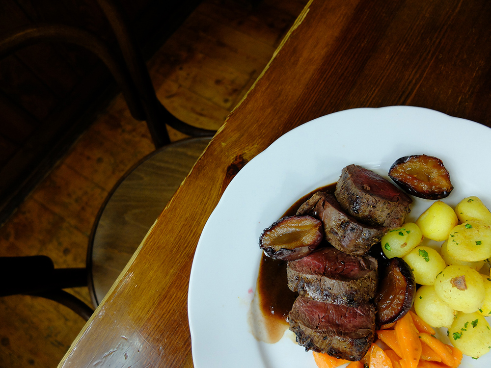 restaurace Švejk U pětatřicátníků Plzeň - zvěřinové speciality